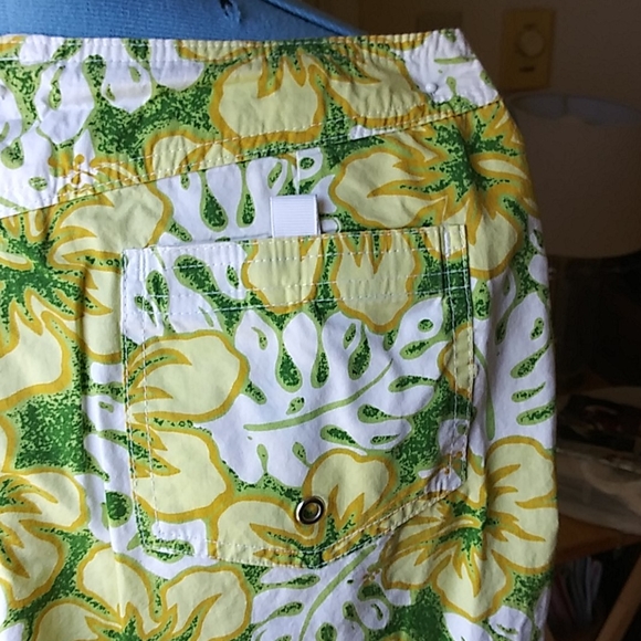 Lily print board shorts - Picture 5 of 5